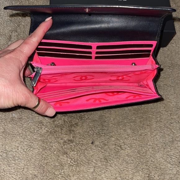 Chanel Black Wallet with Pink Interior. - Picture 2 of 8
